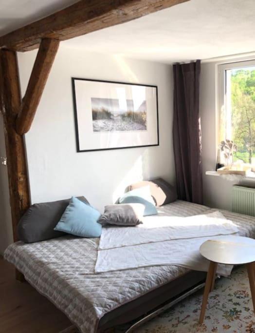 Gemuetliches Einfamilienhaus In Gera Mit 3 Schlafzimmern Mit Garten Und Parkplatz Exterior foto
